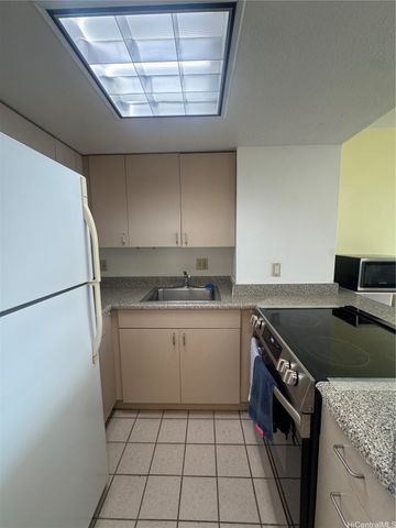 440 Seaside Avenue 708, Honolulu, HI 96815