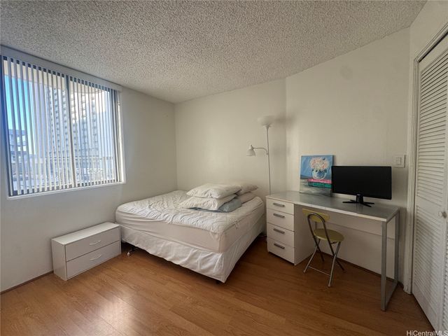 440 Seaside Avenue 708, Honolulu, HI 96815