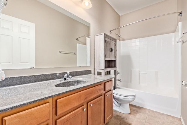 2624 W Beautiful Lane, Phoenix, AZ 85041