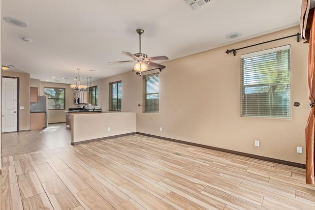 2624 W Beautiful Lane, Phoenix, AZ 85041