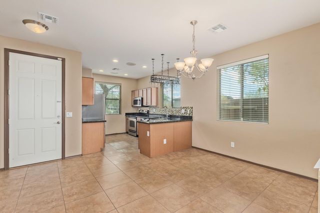 2624 W Beautiful Lane, Phoenix, AZ 85041