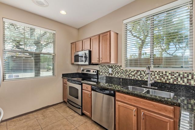 2624 W Beautiful Lane, Phoenix, AZ 85041
