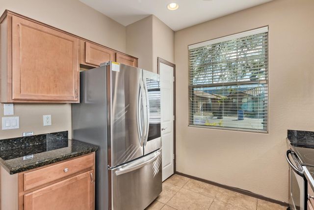 2624 W Beautiful Lane, Phoenix, AZ 85041
