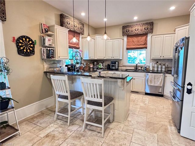 311 Cherry Street, Mount Airy, NC 27030