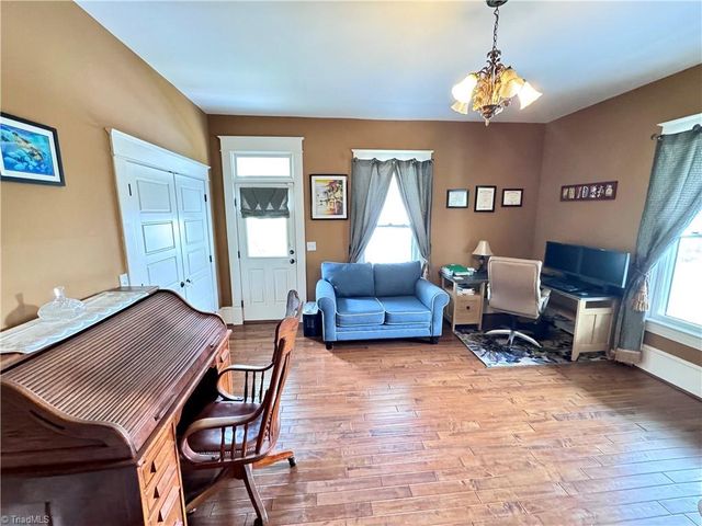 311 Cherry Street, Mount Airy, NC 27030