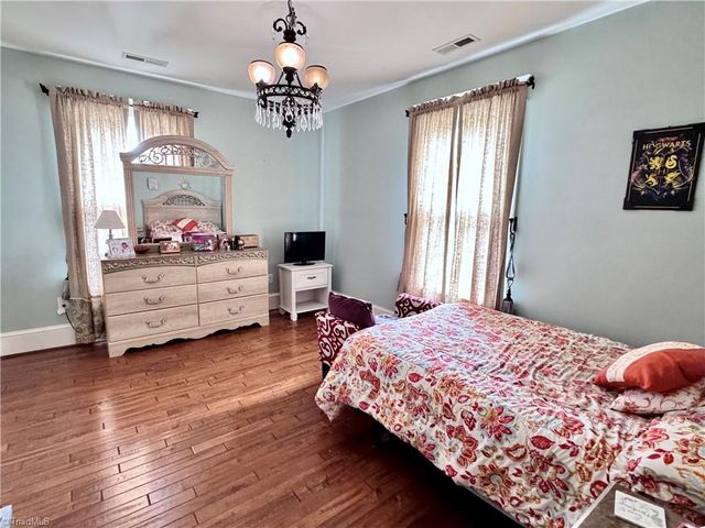 311 Cherry Street, Mount Airy, NC 27030