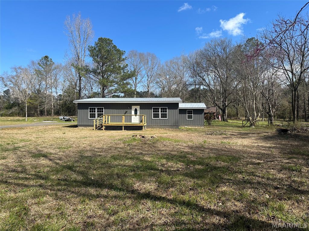 122 N Wesson Street, Tallassee, AL 36078