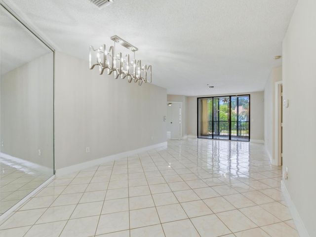 5265 Brisata Circle P, Boynton Beach, FL 33437