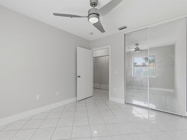 5265 Brisata Circle P, Boynton Beach, FL 33437