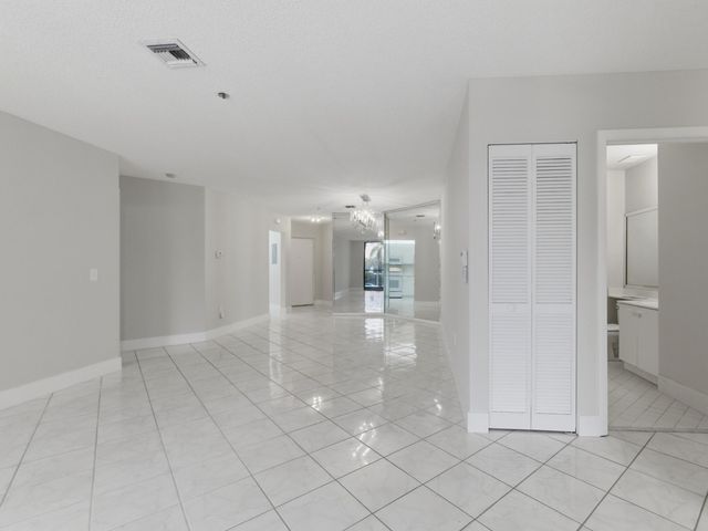5265 Brisata Circle P, Boynton Beach, FL 33437