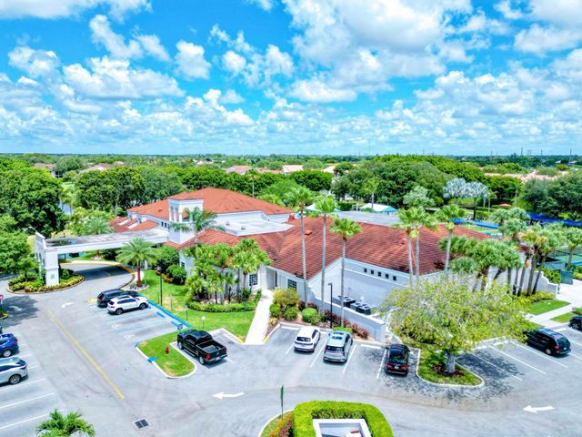 5265 Brisata Circle P, Boynton Beach, FL 33437