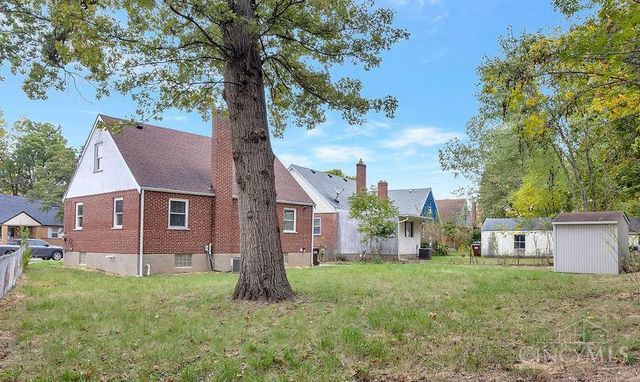 2035 Carpenter Drive, North College Hill, OH 45239