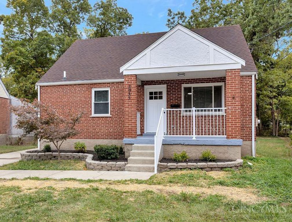 2035 Carpenter Drive, North College Hill, OH 45239