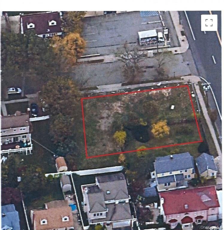 847 Willis Avenue, Albertson, NY 11507
