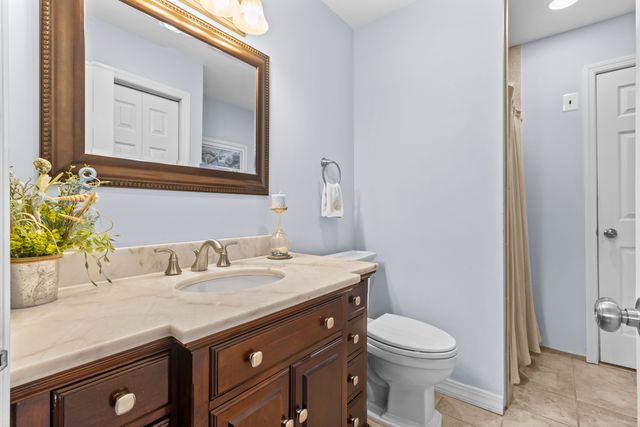 16 Katy Lane, Norwalk, CT 06851