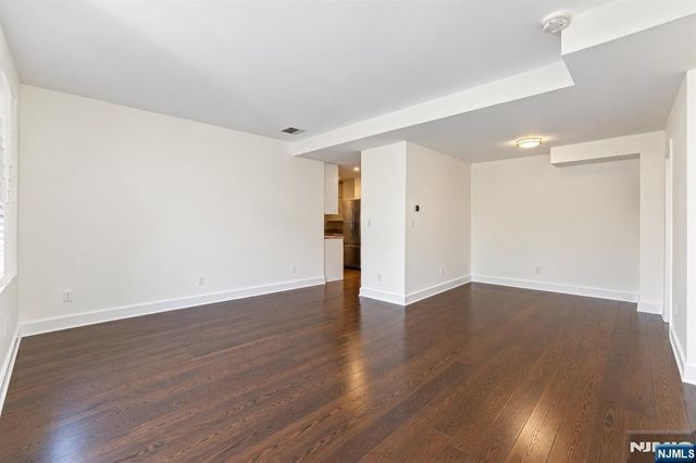 941 Boulevard 3C, Weehawken, NJ 07086