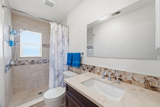 5915 46TH AVENUE N, Kenneth City, FL 33709