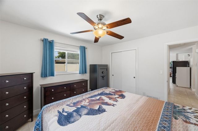 5915 46TH AVENUE N, Kenneth City, FL 33709