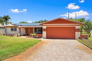 5915 46TH AVENUE N, Kenneth City, FL 33709