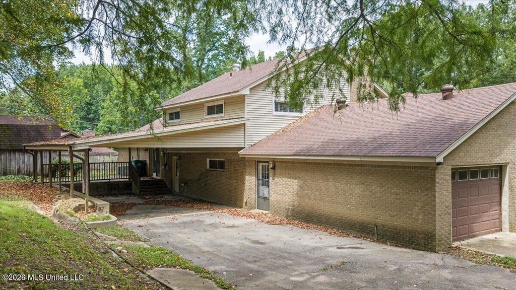 820 Strayhorn Street, Senatobia, MS 38668 — photo 3