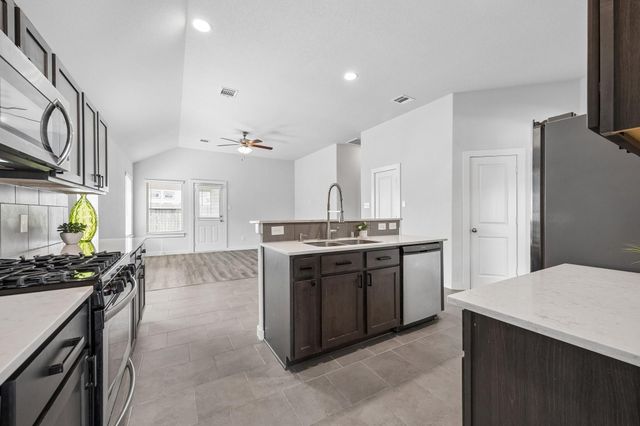 6806 Bardsdale Court, Rosharon, TX 77583