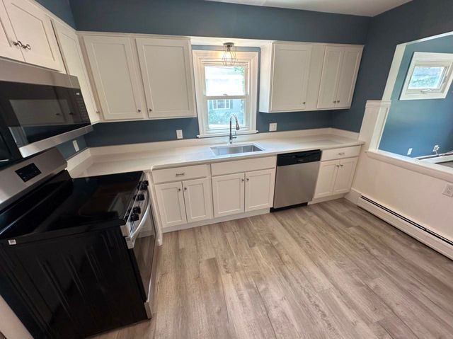 695 Calef Road, Manchester, NH 03103