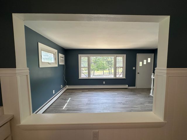 695 Calef Road, Manchester, NH 03103