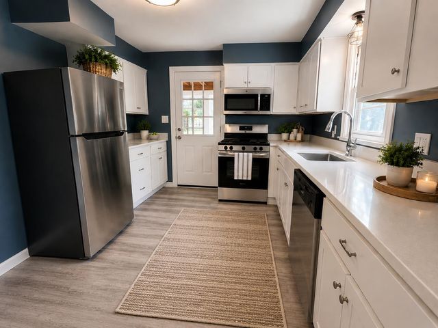 695 Calef Road, Manchester, NH 03103