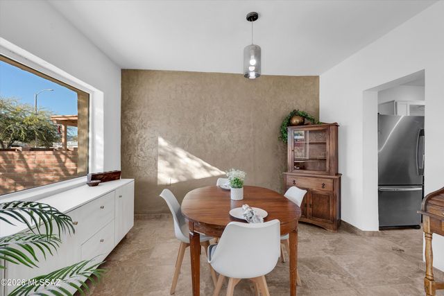 1112 W Huron Street, Tucson, AZ 85745