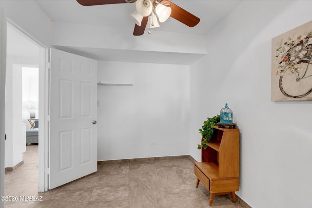 1112 W Huron Street, Tucson, AZ 85745