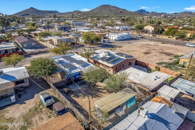 1112 W Huron Street, Tucson, AZ 85745