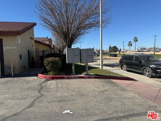1700 E Avenue Q14 3, Palmdale, CA 93550