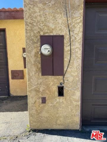 1700 E Avenue Q14 3, Palmdale, CA 93550