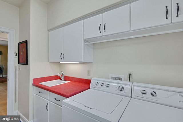 310 S FRANKLIN ST, Red Lion, PA 17356