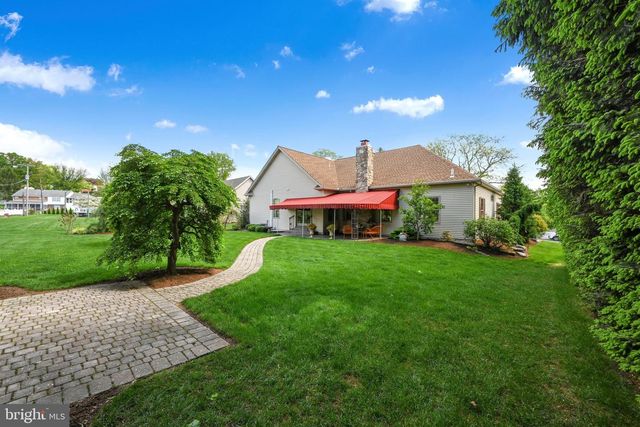 310 S FRANKLIN ST, Red Lion, PA 17356