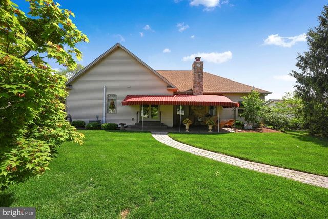 310 S FRANKLIN ST, Red Lion, PA 17356