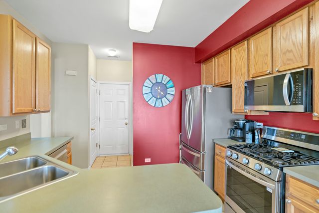 24924 Franklin Lane, Plainfield, IL 60585