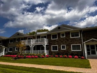 9 Williams Boulevard 21-1D, Lake Grove, NY 11755
