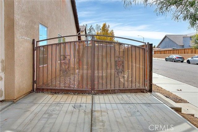 13207 Eastview, Victorville, CA 92392