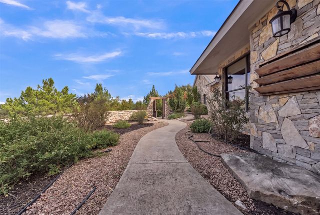 242 Bishop Drive, Weatherford, TX 76088