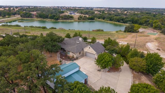 242 Bishop Drive, Weatherford, TX 76088