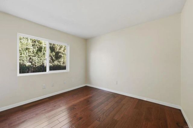 647 Via Costa Rica, Vista, CA 92081