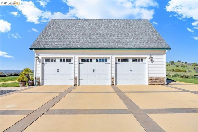 14814 Twist RD, Jamestown, CA 95327