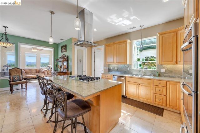 14814 Twist RD, Jamestown, CA 95327