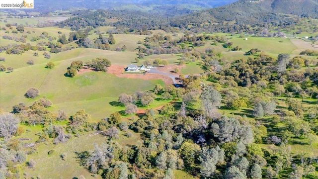 14814 Twist RD, Jamestown, CA 95327