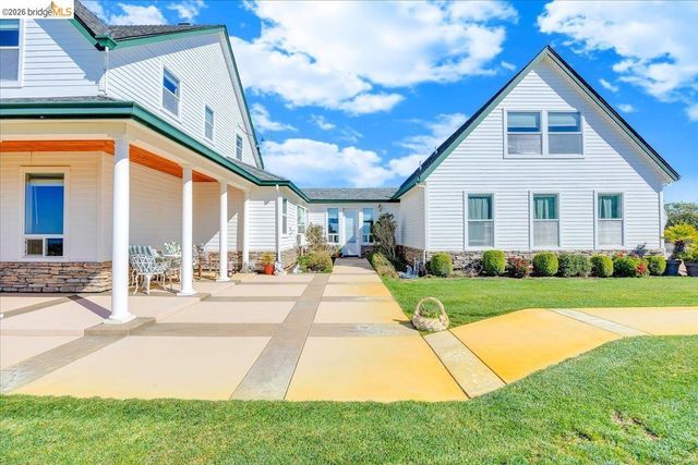 14814 Twist RD, Jamestown, CA 95327