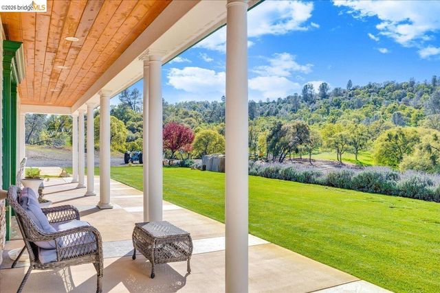 14814 Twist RD, Jamestown, CA 95327