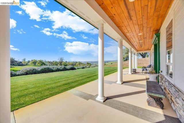 14814 Twist RD, Jamestown, CA 95327