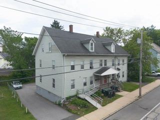 22 Worcester St, Southbridge, MA 01550