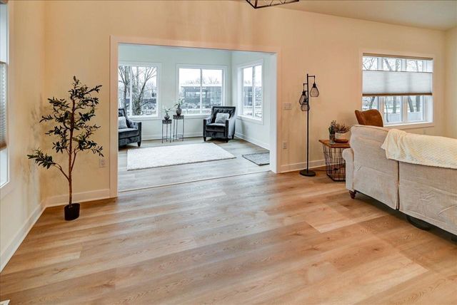 4121 Fox Forest Way, Deforest, WI 53532